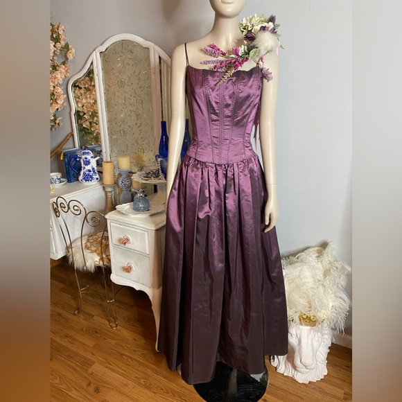 Gunne Sax Dresses & Skirts - Vintage Gunne Sax Amethyst corset prom evening gown dress